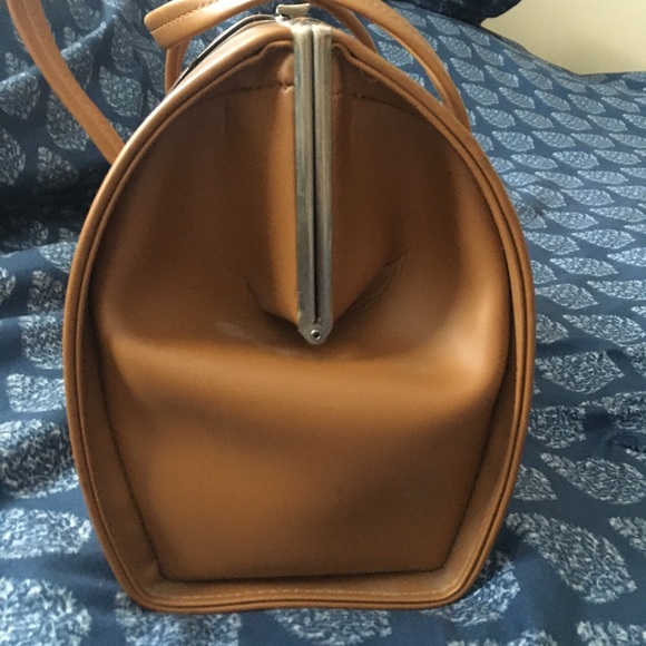 Vintage Camel Hard Shell Carryall Bag - Picture 3 of 5